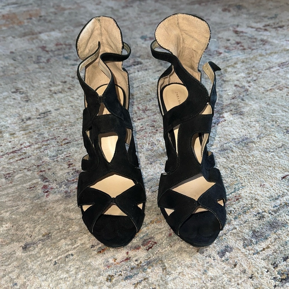 Black Zara sandals